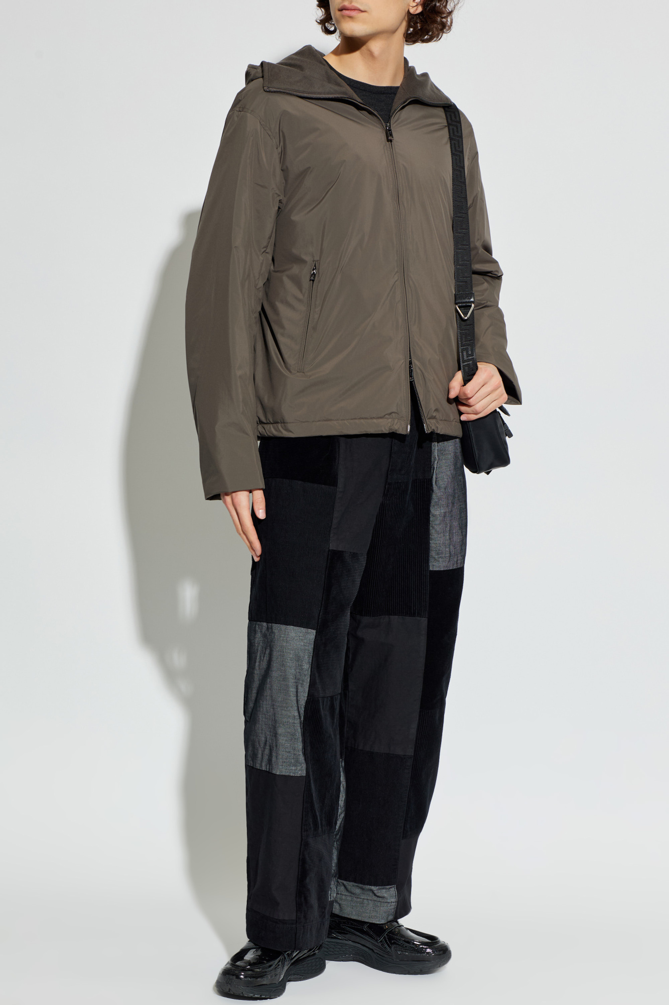 【美品EMPORIO ARMANI】ショールカラージャケット フード付 フード付きジップアップジャケット ナイロン製 オールオーバー ジャ